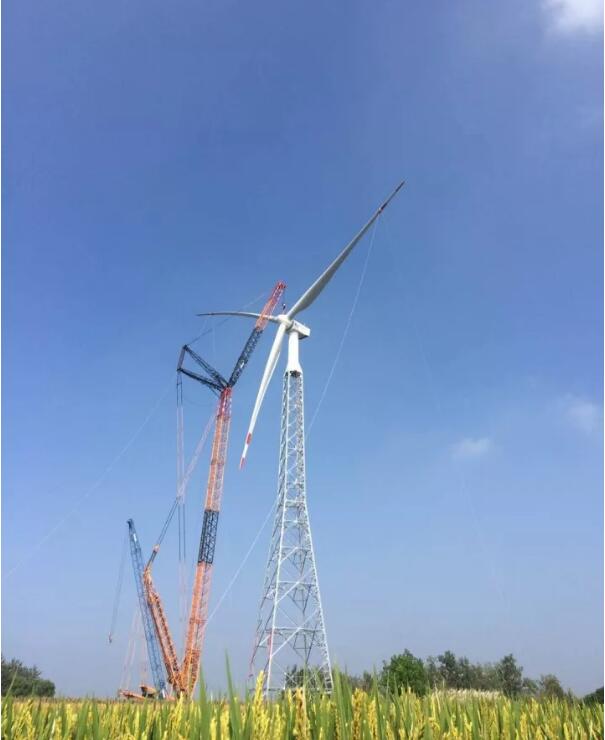 國內首臺低風速2mw 120m桁架塔架風電機組吊裝成功 - 北極星風力發電